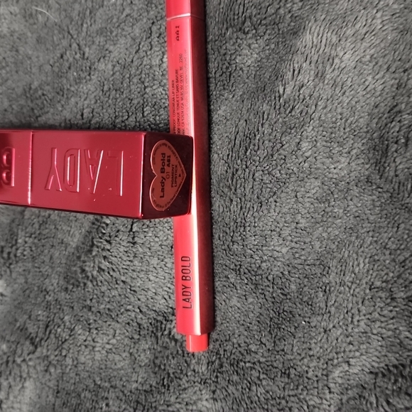Too Faced Lady Bold Signature Lipstick and Liner Set - Picture 5 of 8
